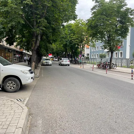 G&g Tirana