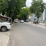 G&g Tirana